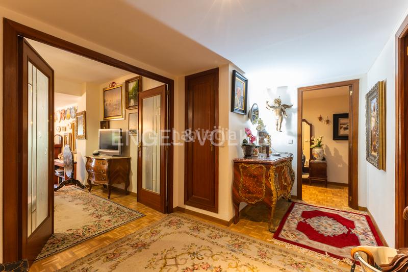 Foto 4bd3f614-6648-4f48-88d3-6e2b57c48fb9. Apartamento espaciosa propiedad con terraza y dos entradas independientes en blasco ibáñez en Valencia