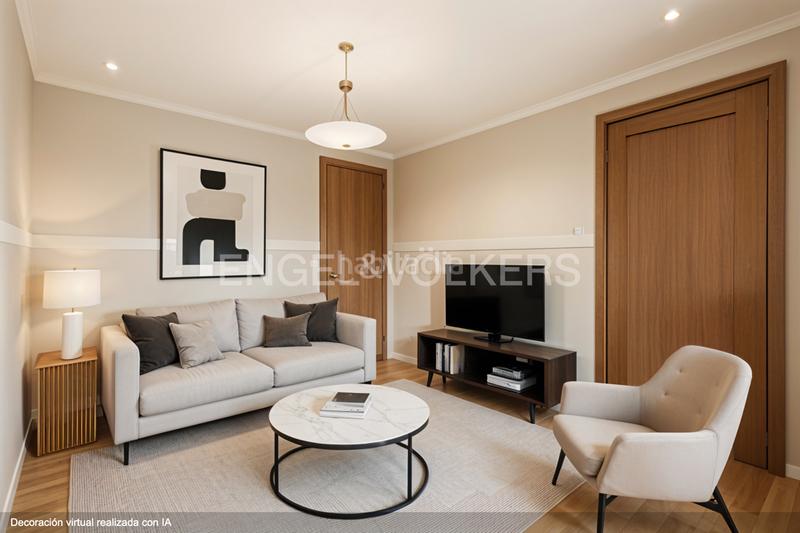 Foto 4f721408-26a7-498b-a192-8d2044a0982b. Apartamento espaciosa propiedad con terraza y dos entradas independientes en blasco ibáñez en Valencia
