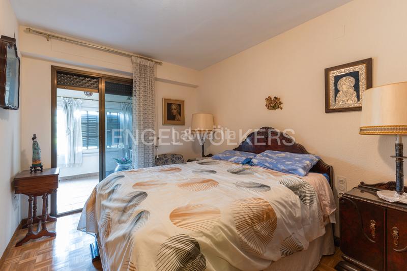 Foto 8717c812-9751-4720-960a-32a8d869b7cc. Apartamento espaciosa propiedad con terraza y dos entradas independientes en blasco ibáñez en Valencia