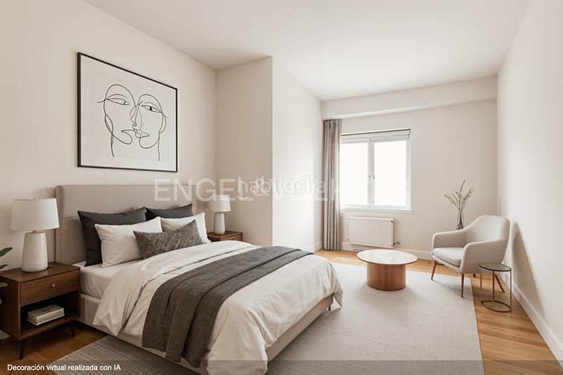 Foto de861428-1fff-49ce-9f92-3d26d49d468b. Apartamento espaciosa propiedad con terraza y dos entradas independientes en blasco ibáñez en Valencia