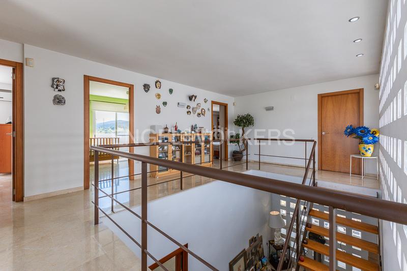 Foto 52d77874-45ce-41dc-8406-e51ac5af52ae. Maison avec chauffage parking dans Sant Josep-Zona Hospital Ontinyent