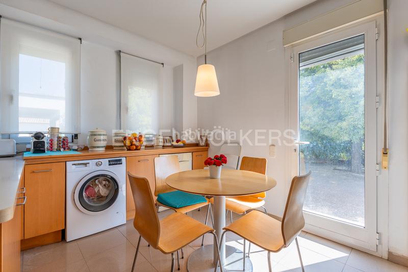 Foto b2b9875b-4f17-49f2-bd54-139635509f28. Maison avec chauffage parking dans Sant Josep-Zona Hospital Ontinyent