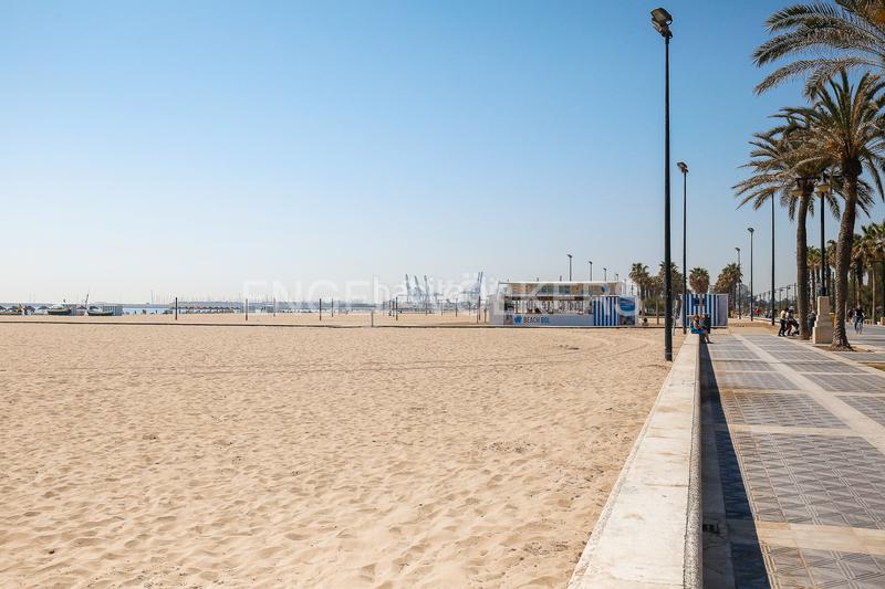 Foto d253d8b3-8878-48e5-be50-cfe395021da4. Lloguer apartament amb calefacció aparcament a El Cabanyal-El Canyamelar Valencia