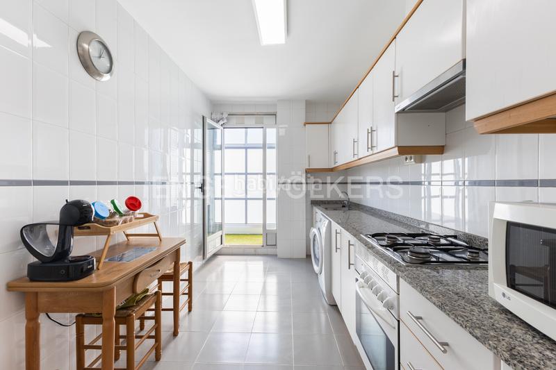 Foto fcb3a5c8-4fd6-4700-9fcb-50e9461643f9. Location appartement avec chauffage parking dans El Cabanyal-El Canyamelar Valencia