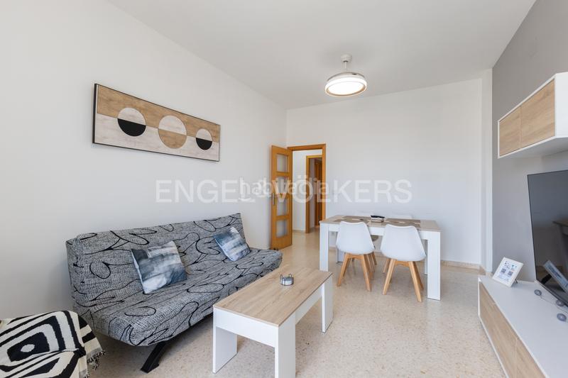 Foto 3a5067d6-3f73-4ef9-8d95-1194223f320c. Rent apartment with heating parking in El Cabanyal-El Canyamelar Valencia