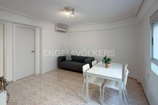 Lloguer Apartament a Mestalla. Amplio y luminoso piso en cardenal benlloch