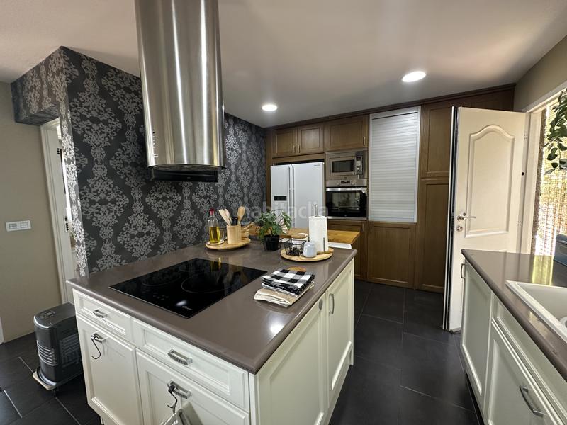 Foto e3cd283a-8ff0-4893-acb5-74900dea64c4. Lloguer casa amb calefacció aparcament piscina a Villarreal / Vila - real