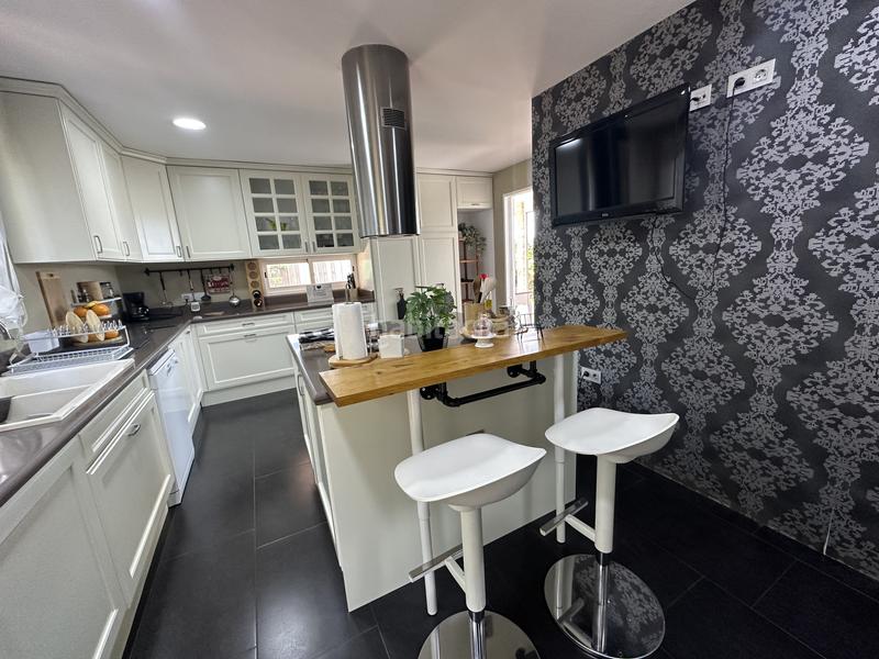 Foto b9373276-4788-46ad-98b3-7d0479d795fc. Rent house with heating parking pool in Madrigal Villarreal / Vila - real