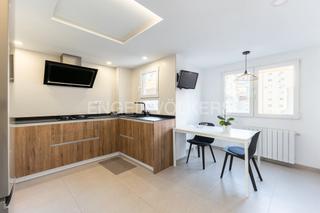 Apartament a Barrio de Campanar. Vivienda de 3 dormitorios con vistas al turia