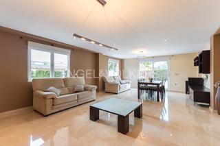 Maison à Siete Aguas. !chalet de diseño moderno en siete aguas oportunidad única!