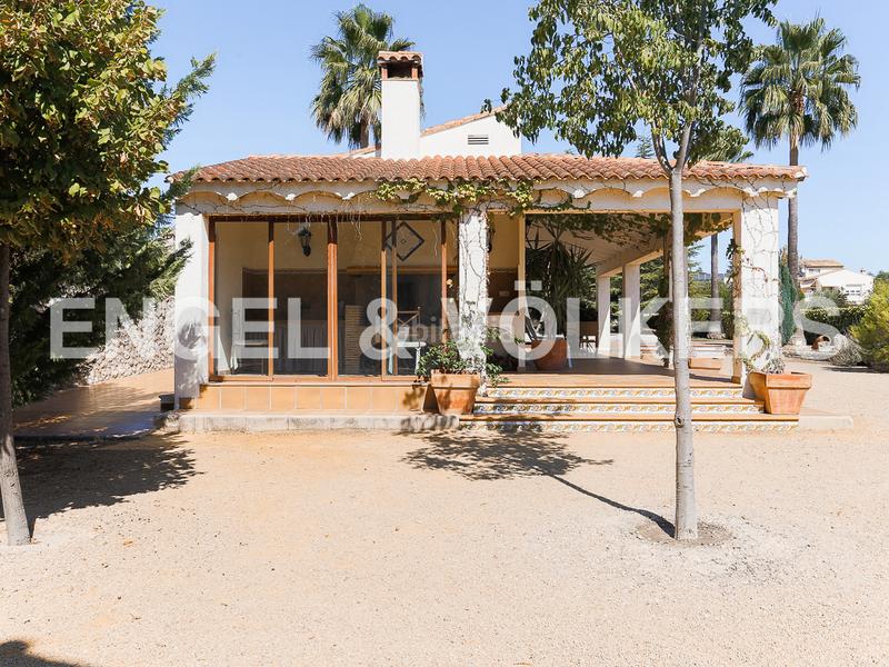 Foto 467285a2-9844-478d-abf9-8a1674e500b5. House with heating parking pool in El Pilar Ontinyent