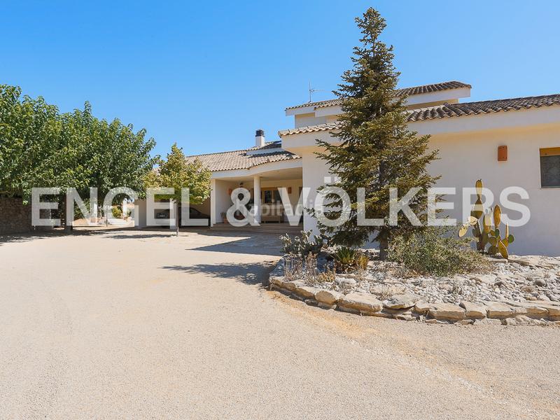 Foto c25a113f-ce3a-49a2-b0c4-e749960eb3fe. House with heating parking pool in El Pilar Ontinyent