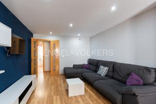 Lloguer Apartament  América. Piso de 3 habitaciones en puerto de sagunto para larga estancia