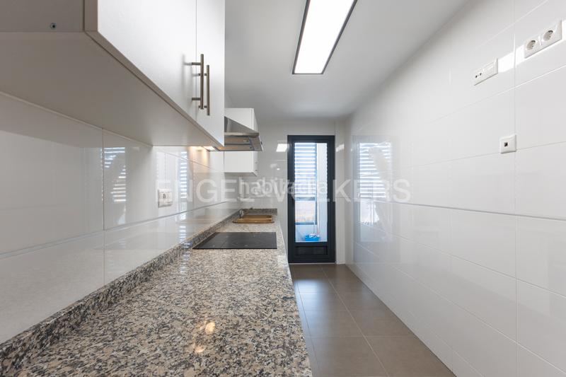 Foto 2f1b3720-f01e-4730-b255-ed1b6e08a035. Alquiler apartamento piso de 3 habitaciones para larga estancia en inmejorable zona en Moncofa