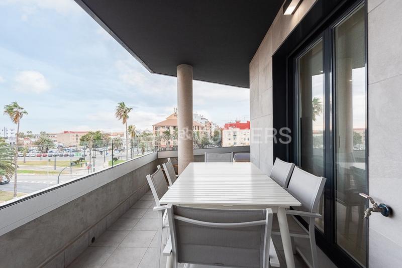 Foto 02328175-3028-4d58-afff-f9c81e454b3b. Alquiler apartamento piso a estrenar con terraza con vista al mar en Valencia