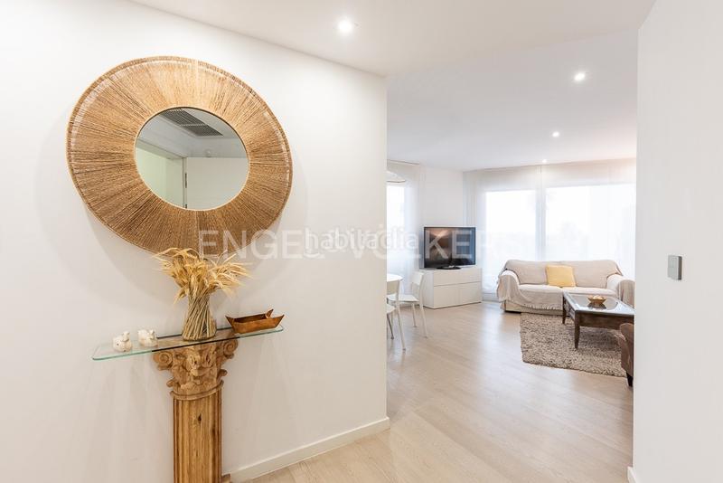 Foto 224dd45e-3739-4bd4-93ad-4a82c9ac0658. Alquiler apartamento piso a estrenar con terraza con vista al mar en Valencia