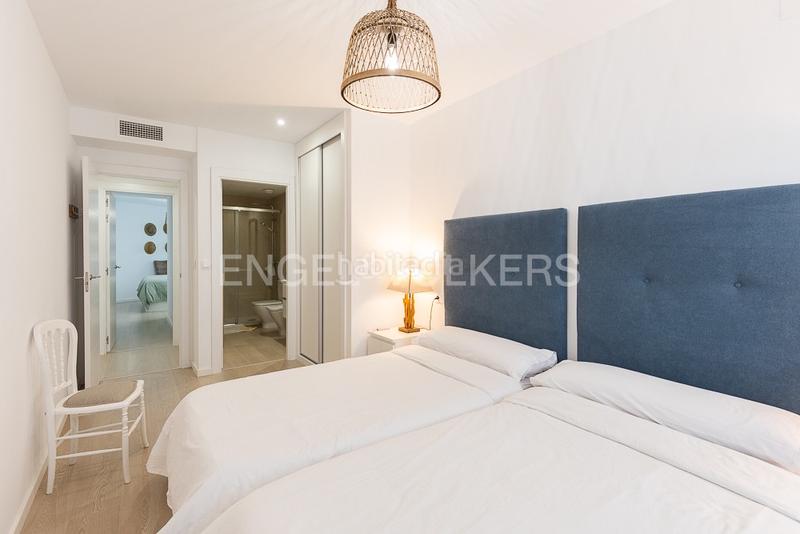 Foto 282537f3-475e-4525-9a28-a17b0cf16e35. Alquiler apartamento piso a estrenar con terraza con vista al mar en Valencia