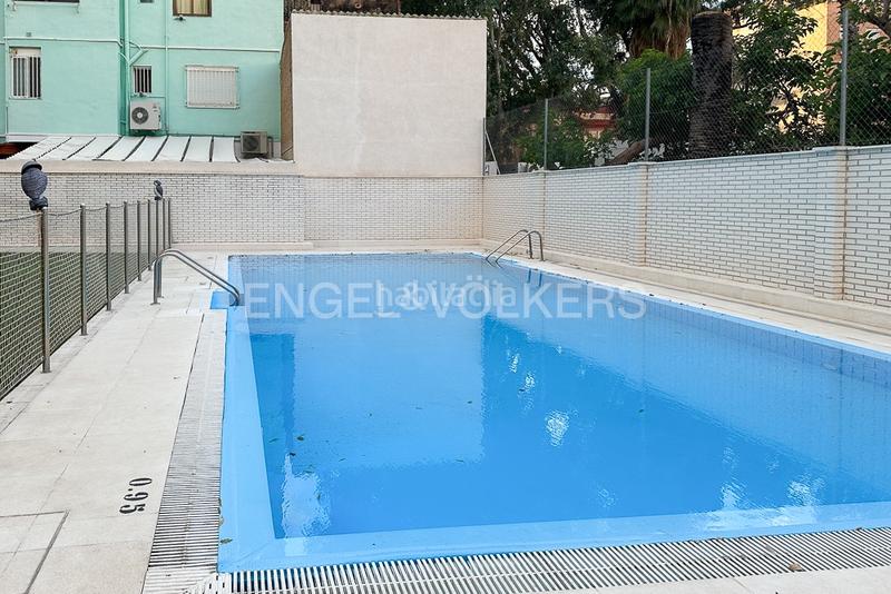 Foto bf072856-8e44-494d-ace5-3c3161468e69. Alquiler apartamento piso a estrenar con terraza con vista al mar en Valencia