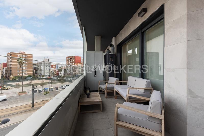 Foto c228d2c8-605a-4739-9368-e64dd5e1a18b. Alquiler apartamento piso a estrenar con terraza con vista al mar en Valencia
