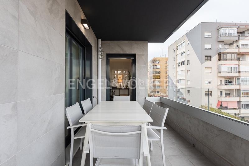 Foto ce95e0d2-46bc-4c29-ad7d-388e5af1843f. Alquiler apartamento piso a estrenar con terraza con vista al mar en Valencia