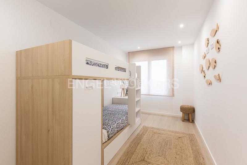 Foto dbee3afc-6ca2-4145-b736-66a56053a853. Alquiler apartamento piso a estrenar con terraza con vista al mar en Valencia