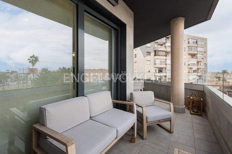 Foto f52870e9-4ccc-4350-8385-ad28b6630e25. Lloguer apartament amb calefacció aparcament piscina a Valencia