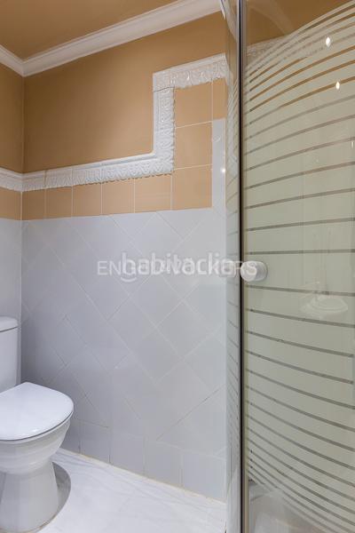 Foto d8d7ab3f-37b6-43f8-8a4d-a6946d571c4a. Location duplex avec chauffage dans La Seu Valencia
