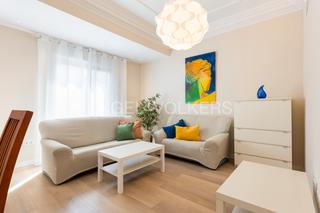 Location Appartement  Av. de peris y valero. Reforma a estrenar
