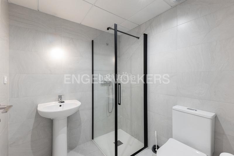 Foto 2ea23544-6ee9-466f-aef0-db3b58a49e8a. Apartamento exclusiva propiedad exterior con luz natural excepcional en Valencia
