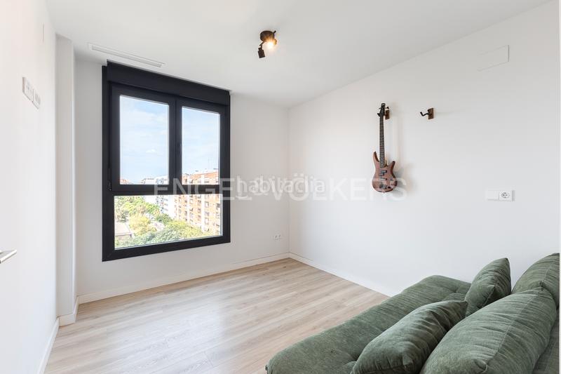 Foto 4665e384-e256-4872-bde7-d7e0cebd92e0. Apartamento exclusiva propiedad exterior con luz natural excepcional en Valencia