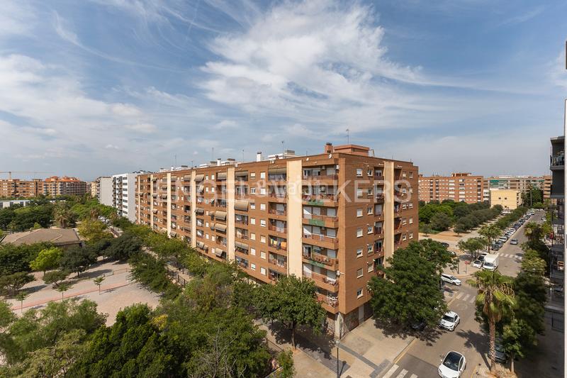 Foto 67c655b4-1ed3-4241-8e56-ecec9f8dbfef. Apartamento exclusiva propiedad exterior con luz natural excepcional en Valencia