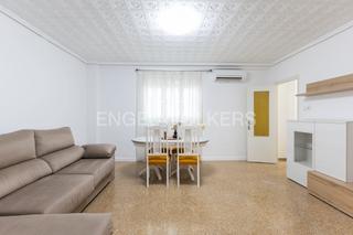Lloguer Apartament  C. josé serer palacios. Piso en el corazón de quart de poblet