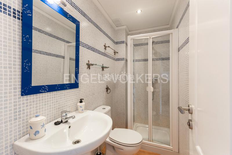 Foto 580b312b-68b8-41a0-86f2-7e549df4849b. Casa con riscaldamento parcheggio piscina in Oliva nova Oliva