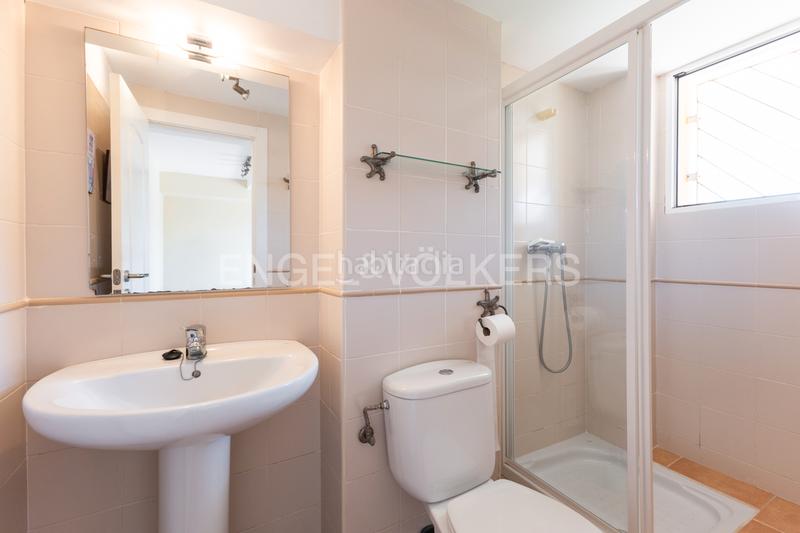 Foto c454f5cb-627d-4f3e-aa20-f0a0738c768a. Casa con riscaldamento parcheggio piscina in Oliva nova Oliva