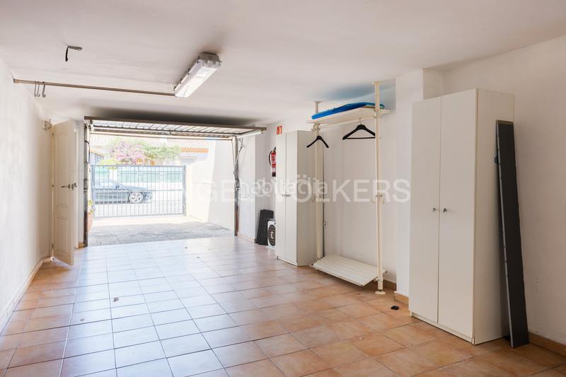 Foto d989915e-bc7c-41a0-a94e-2b2b3db2c9f0. Casa con riscaldamento parcheggio piscina in Oliva nova Oliva