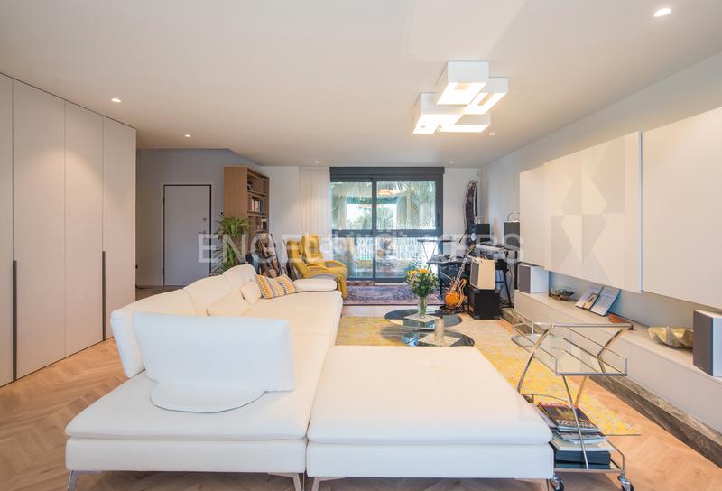 Foto d0bb564d-a796-4d8b-b6b1-6eb71e58d921. Casa privacidad, lujo y comodidad en El Grao Castellón de la Plana