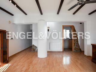 Lloguer Apartament a El Grau. Estupenda vivienda con 3 habitaciones cerca del puerto