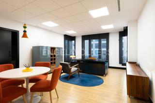 Apartament a Sant Francesc. Dos viviendas en edificio clásico en avinguda del marqués de sot
