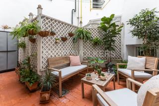 Appartement à Gran Via. Preciosa vivienda en calle ciscar con terraza y plaza de garaje