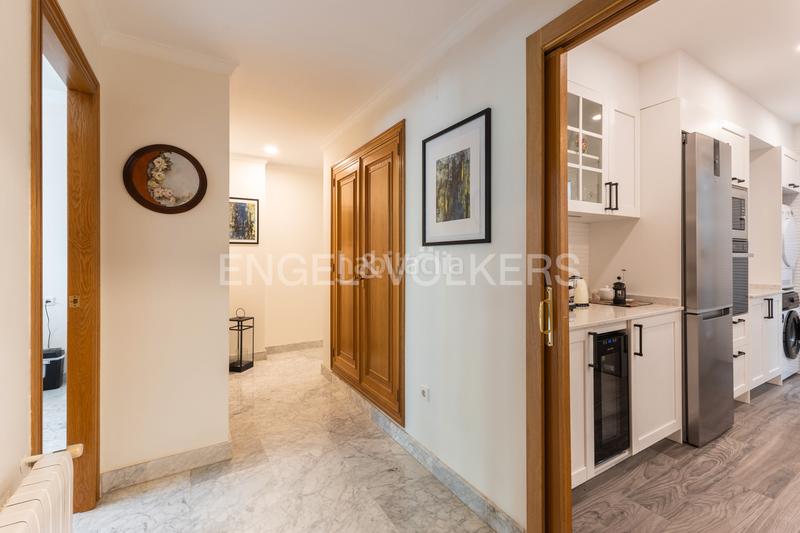Foto 4cfb4382-22ee-4f96-be2f-b6122d098846. Apartamento preciosa vivienda en calle ciscar con terraza y plaza de garaje en Valencia