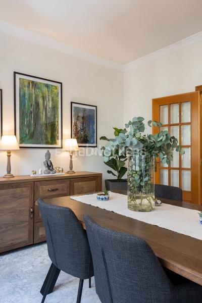 Foto 824d9d63-b6e8-4c87-a7ff-9bf5ee78d6f1. Apartamento preciosa vivienda en calle ciscar con terraza y plaza de garaje en Valencia