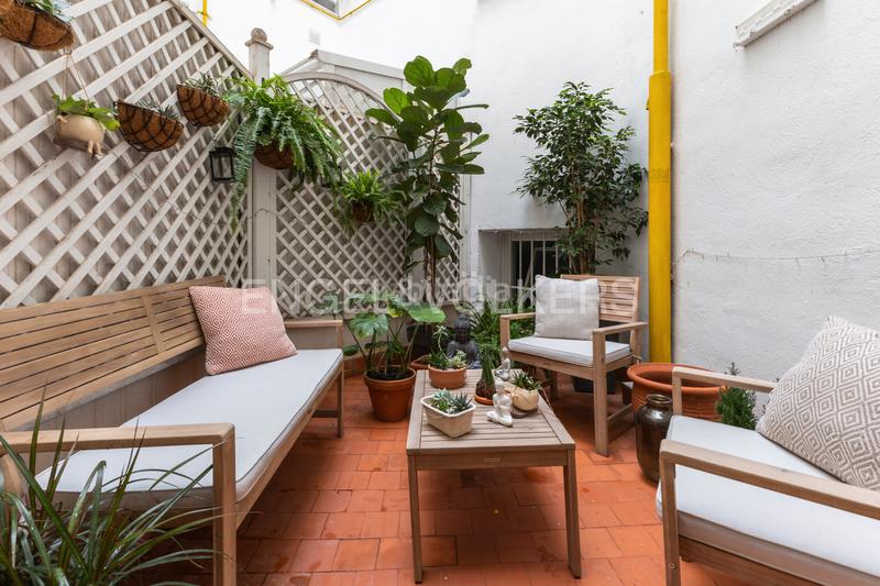 Foto 9215c1ec-c12c-4441-8900-d93f7eeecaf8. Apartamento preciosa vivienda en calle ciscar con terraza y plaza de garaje en Valencia