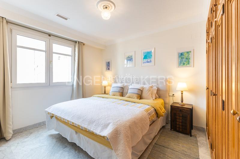 Foto bf17e7db-7583-4da0-bb35-01c48b720352. Apartamento preciosa vivienda en calle ciscar con terraza y plaza de garaje en Valencia