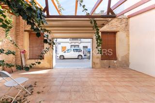 Piccolo appartamento in El Cabanyal-El Canyamelar. Local con posible uso residencial en el cabanyal