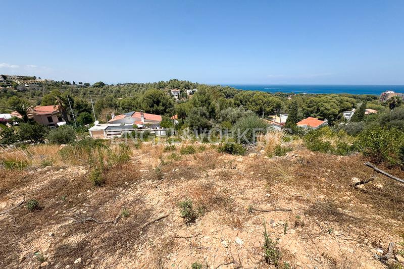 Foto 0b780874-a633-42f1-9997-faaaca6a77a1. Terreny residencial a Las Rotas / Les Rotes Dénia