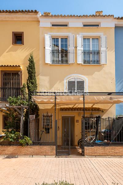 Foto 55aefd8e-67d5-456e-b85a-bd7e123e72af. Casa magnífica casa con vistas en Port Saplaya en Alboraya