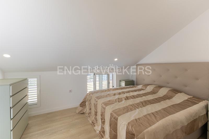 Foto 5abcca36-3137-46c4-b913-6d6c4e0a5f38. Casa magnífica casa con vistas en Port Saplaya en Alboraya