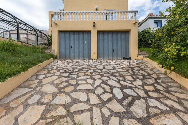 Foto 5fa5d900-6c71-4932-906d-1afa53e7a887. Casa amb calefacció aparcament piscina a El Balcó-Jaume I Oropesa del Mar