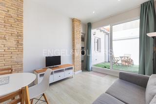 Lloguer Àtic a Russafa. Exclusivo apartamento con terraza en antiguo reino