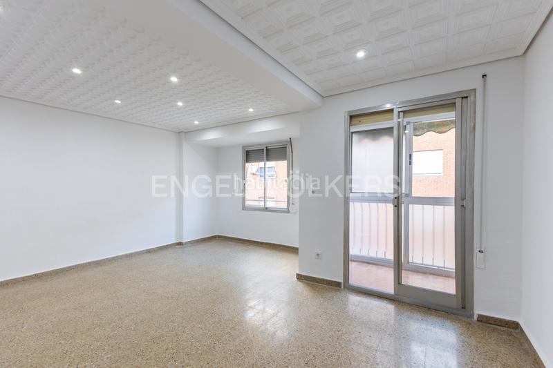 Foto 22e82177-e160-40fb-a50f-fa779de3d5a2. Alquiler apartamento acogedor piso en alquiler en excelente ubicación en Burjassot